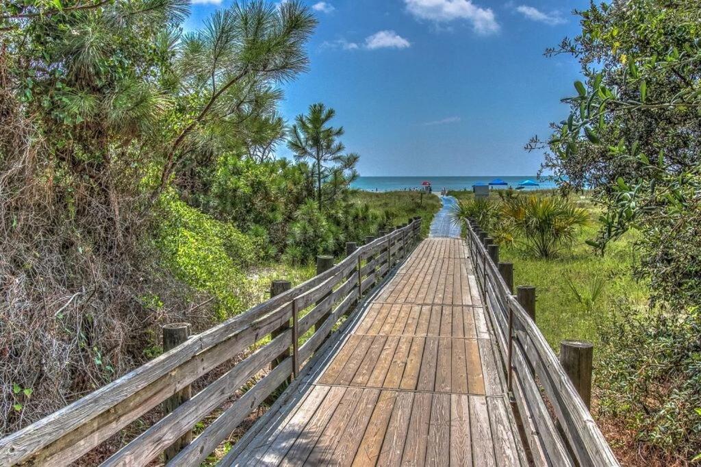 Beach Living - 3 Bed 2 Bath Seascape Villa - Just Steps To The Beach Hilton Head Island Dış mekan fotoğraf